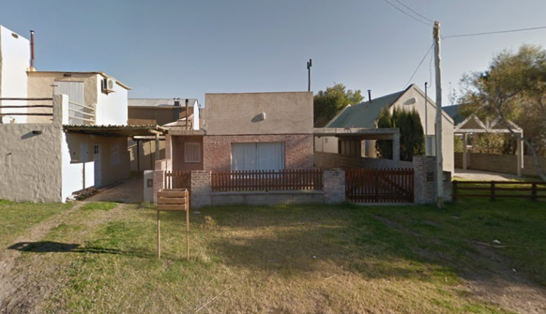 CASA EN CLAROMECO