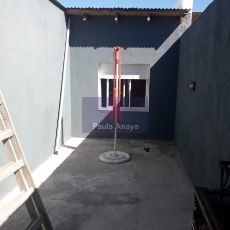  DOS CASAS EN BARRIO ALBERDI