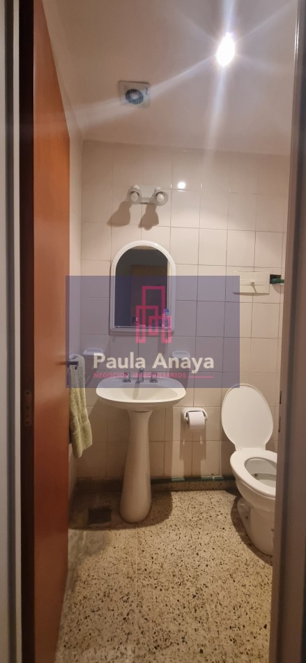LOCAL SOBRE AVENIDA EN VENTA