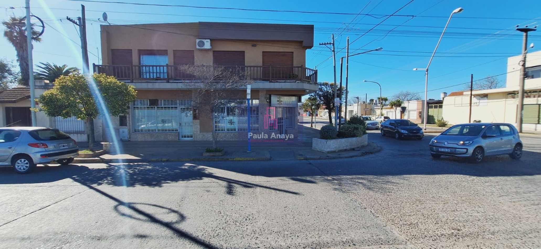 LOCAL SOBRE AVENIDA EN VENTA