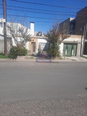 VENTA CASA A RECICLAR EN SAN VICENTE